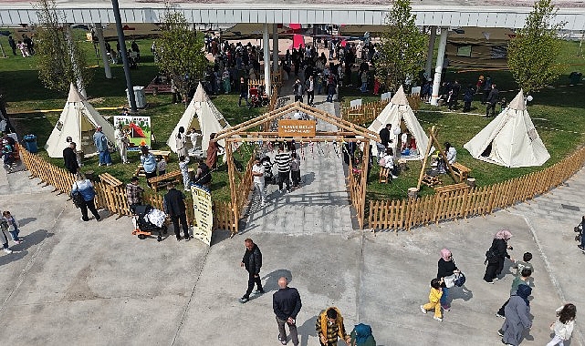 Kılavuz Gençlik, 23 Nisan ruhunu çocuklara aşılıyor