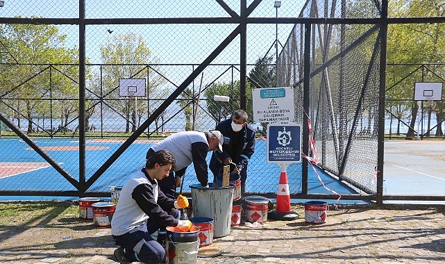 Büyükşehir, basketbol sahalarını yeniliyor