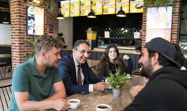 Yiğit’ten öğrencilere yardımcı kaynak desteği