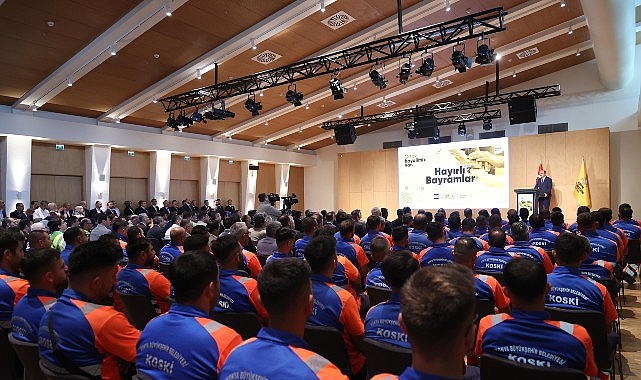 Başkan Altay Büyükşehir Çalışanlarıyla Bayramlaştı:  “Görevimiz Konya’yı Türkiye’nin En Güzel Şehri Yapmak”