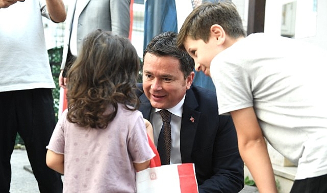 Başkan Aydın Kemerçeşme mahalle sakinleriyle kahvaltıda buluştu