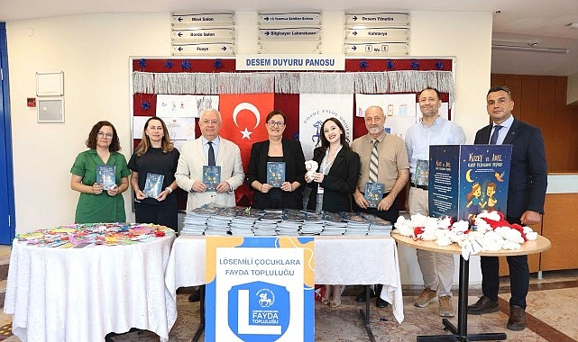 Dokuz Eylül Üniversitesi’nde lösemiyi atlatan çocukların lösemili kardeşlerine yazdıkları armağan kitabın tanıtım etkinliği düzenlendi