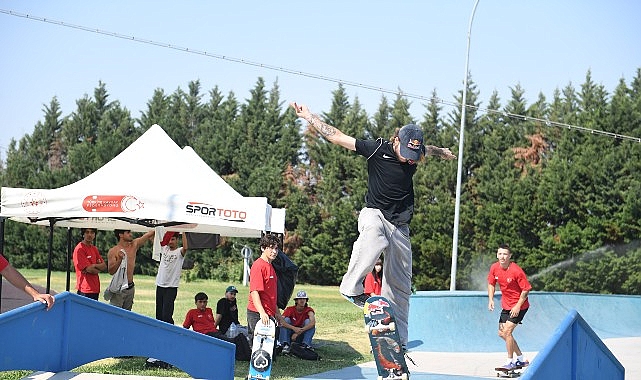 Kaykay Milli Takımı’nın tercihi Osmangazi oldu