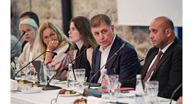 Tugay: Elimizin altında olan hazineleri görmeliyiz