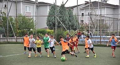 Kartepe Belediyesi Yaz Spor Okulları Yoğun İlgi Gördü