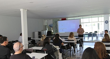 EÜ AROM’da Erasmus K2 proje deneyimleri paylaşıldı