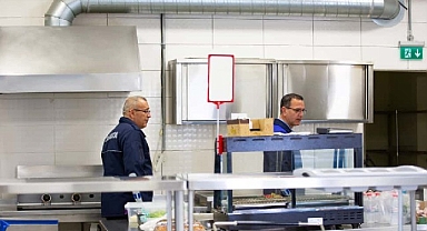 Narlıdere Belediyesi Zabıta ekiplerinden okul kantinlerine sıkı denetim