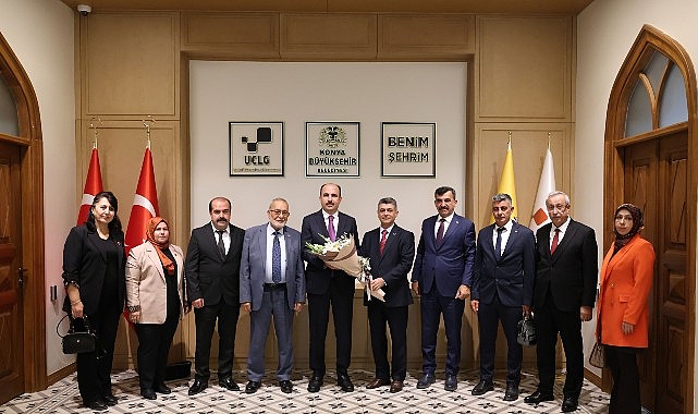 Başkan Altay Muhtarlarla Buluştu